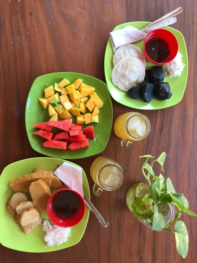 Diana'S Homestay Banyuwangi  Eksteriør bilde