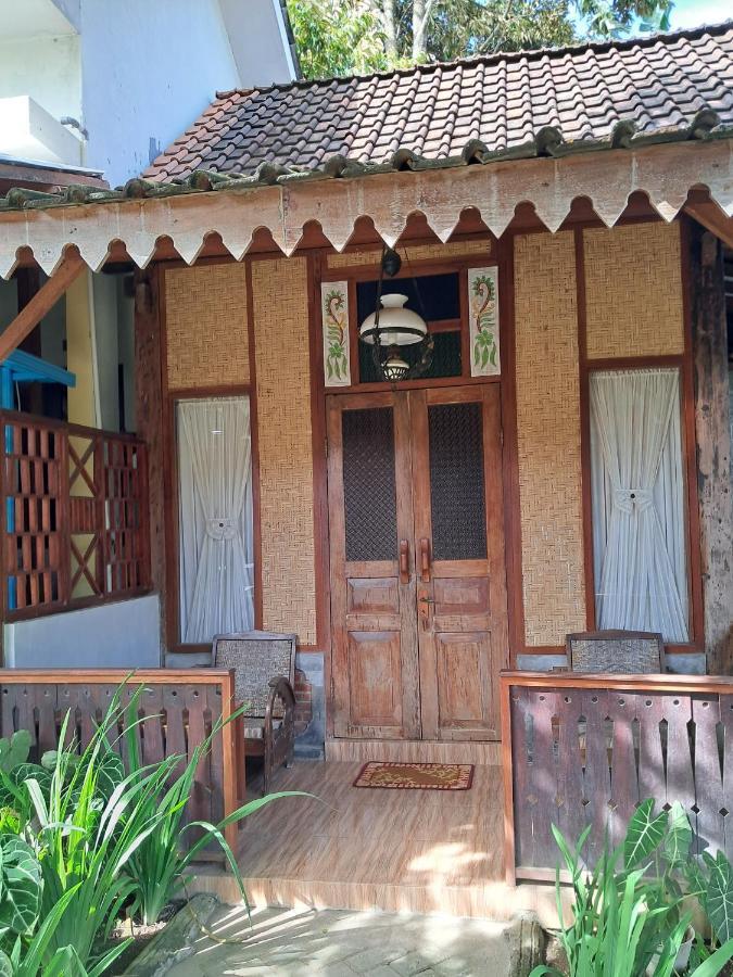 Diana'S Homestay Banyuwangi  Eksteriør bilde