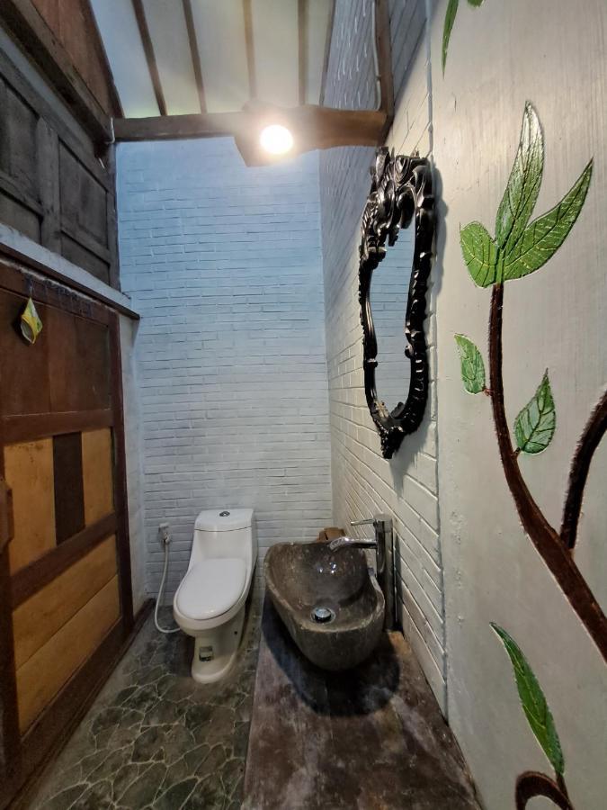Diana'S Homestay Banyuwangi  Eksteriør bilde