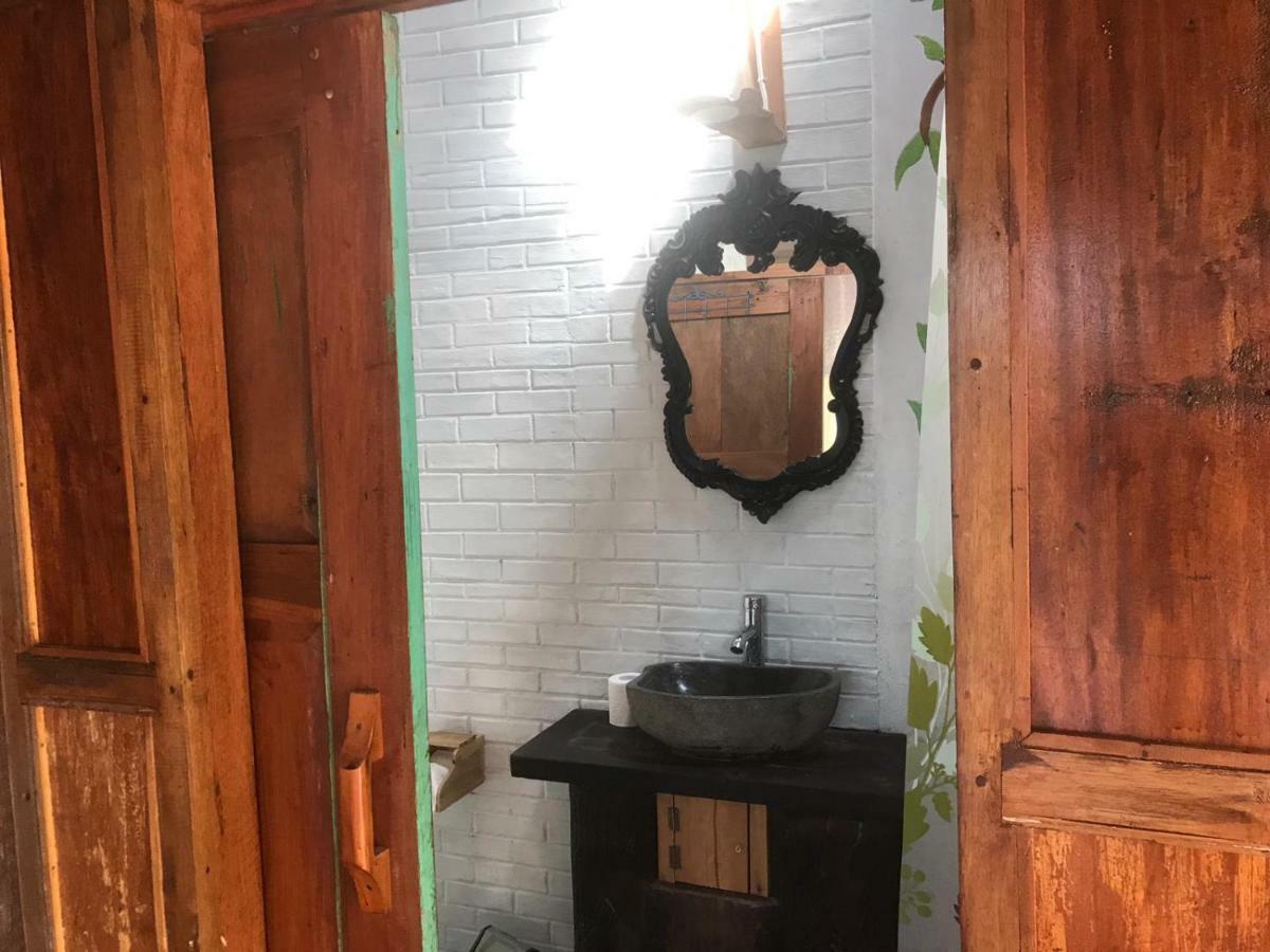 Diana'S Homestay Banyuwangi  Eksteriør bilde